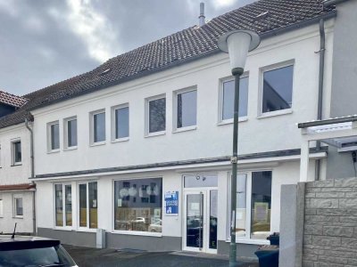 Preisgünstige 2 ZKB am Rothenberg!