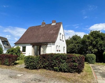 Grundstück mit Altbestand...für den großen Traum am Meer- 24235 Laboe-Bergfriede 4
