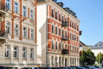 Erstbezug nach Renovierung, tolle 3-Zi-Whg mit Dachterrasse & Blick auf den Fockeberg in Südvorstadt