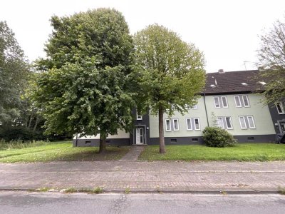 Neues Tageslichtbad mit Dusche in modernisierter 4 Zimmer-Wohnung