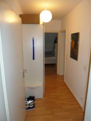 Helle 1-Zimmer-Wohnung mit Einbauküche und Balkon in Bahnhofnähe
