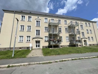 Wunderschöne 3-Raum-Wohnung in Ebersdorf mit Balkon