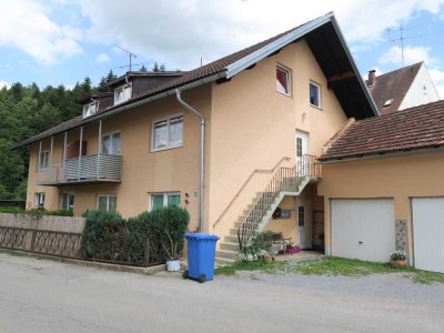 Schwarzach-Zentrum/A3: 3-Zi.-Dachgeschoss-Whg. b. Niederwinkling/Schwarzach!