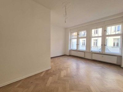 Stilvolle 3-Raum-Terrassenwohnung  mit sehr großer Terrasse, WG-geeignet