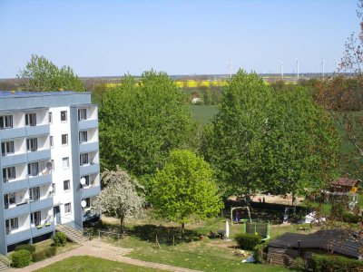 Viel Platz und Naturblick: 5-Zimmer-Wohnung mit Balkon