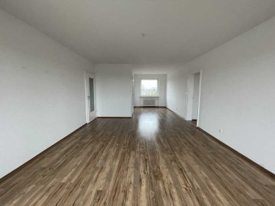 Schöner wohnen in Wilhelmshaven - sanierte Wohnung mit Balkon