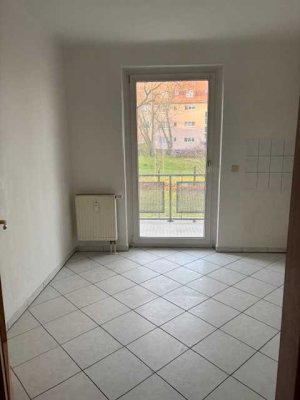 Helle ruhige 3 Raum Wohnung