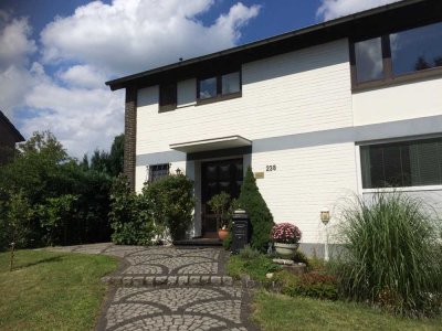 1-Zimmer-Wohnung mit Einbauküche und -schrank in Viersen