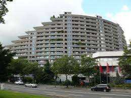 Tolle 3 Zimmer Wohnung mit großer Dachterrasse