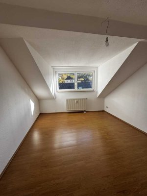 2 Zimmer Dachgeschoss Wohnung in Barmen ohne Balkon