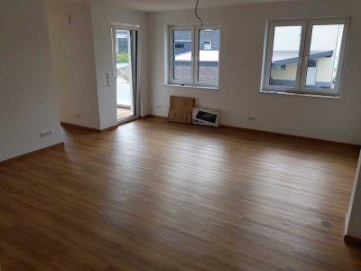Attraktive und neuwertige 3-Raum-Wohnung mit geh. Innenausstattung mit Balkon in Georgsmarienhütte
