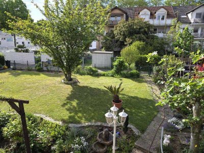 Gepflegtes Dreifamilienhaus für Anleger und Eigennutzer