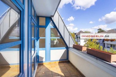 IMMOBERLIN.DE - Fabelhafte Dachgeschosswohnung mit Sonnenterrasse in sehr angenehmer Lage