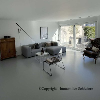 Moderne DHH  im Kubus-Stil m. neuster Technik-hell, offen u. zukunftsorientiert  in Schmachtendorf