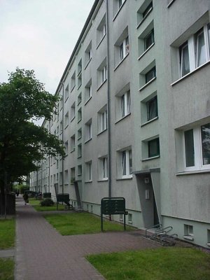 Sofort bezugsfertige 3-Raum-Wohnung mit Balkon!
