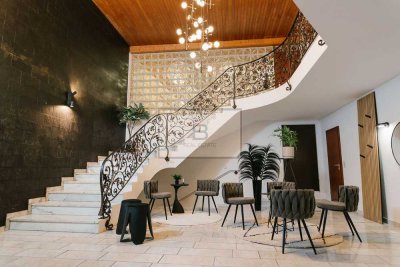 **Außergewöhnliche Villa mit großzügigem Garten – Ihr Rückzugsort der Extraklasse**