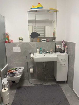 Ansprechende 5-Zimmer-Penthouse-Wohnung mit gehobener Innenausstattung mit EBK in Langenhagen