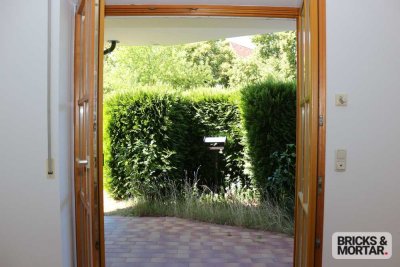+++ Ihr Rückzugsort im Grünen – 2-Zimmer-Wohnung mit Terrasse zu verkaufen +++