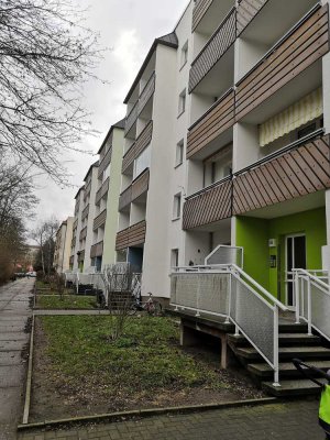 Attraktive 2-Zimmer-Wohnung, frisch saniert, im 2. OG in Magdeburg-Neustädter Feld