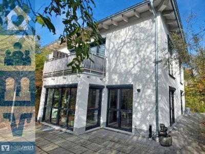 Wohnen mit Stil: Freistehendes Einfamilienhaus mit Charisma in Weilheim i.OB.