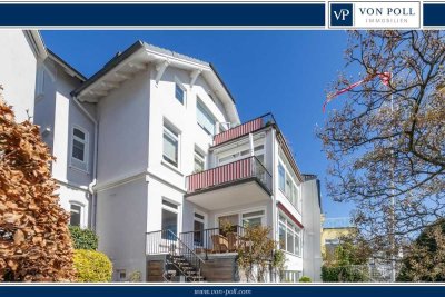 5 Zimmer plus 3 wohnliche Räume: elegante Maisonette mit vollem Elbblick!