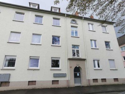helle 3-Zimmer-Wohnung (WG geeignet)