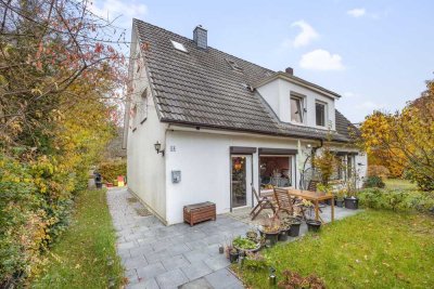 Familienfreundliche Doppelhaushälfte in Bestlage von Sülldorf