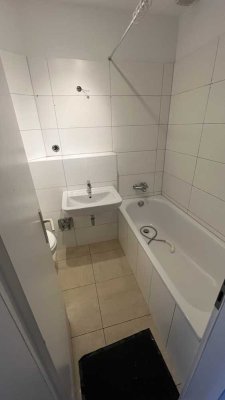 Helle drei Zimmer Wohnung in Remscheid – auf Wunsch renoviert / saniert