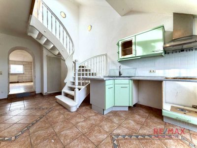 XXL-Maisonettewohnung mit extra Apartment und Gartenanteil