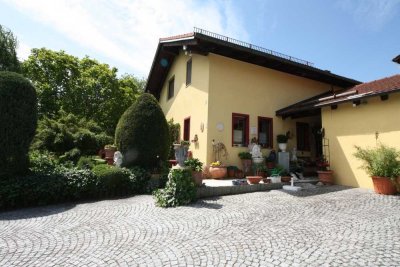 Großzügiges, sehr attraktives Einfamilienhaus mit LIFT in Hechendorf am Pilsensee