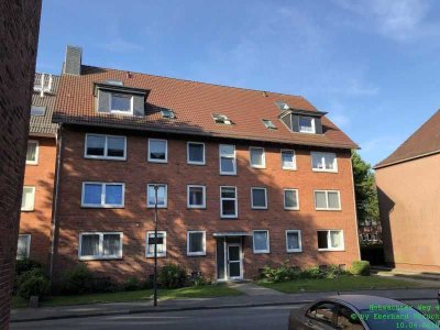Renovierte 3-Zimmer-Wohnung in Kiel // Hohwachter Weg 4