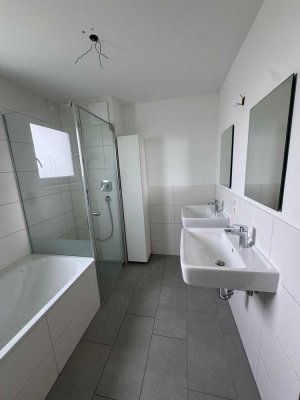 Hochwertige 3 Zimmer Wohnung mit Balkon in Stuttgart