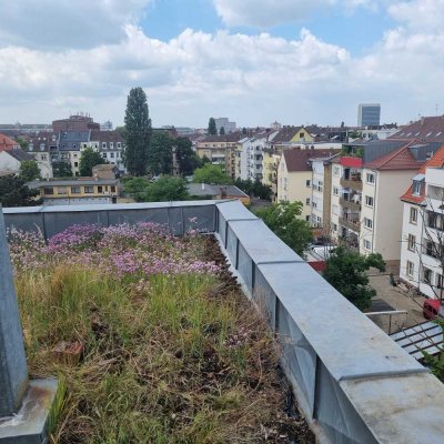 Top-gelegene, denkmalgeschützte DG-Wohnung mit Dachterrasse