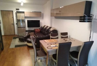 Ansprechende und gepflegte 1,5-Raum-Wohnung mit Balkon und EBK in Karsdorf