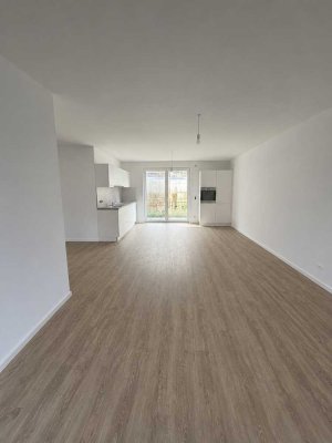 NEUBAU-ERSTBEZUG v. privat -  3,5 Erdgeschoss-Wohnung mit Terrasse