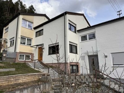 Haus- Gepflegtes Reihenmittelhaus in Tuttlingen mit Garten und Garage!