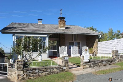 Nähe Rechnitz: Bezugsfertiges Wohnhaus mit Wintergarten!