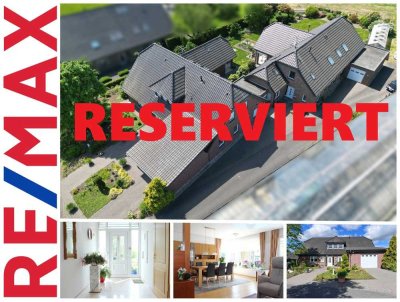 Zwei Landhäuser – ein Grundstück: Ländliche Idylle für mehrere Generationen im Grünen!