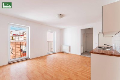 Helle Wohnung mit Innenhofausrichtung im Dachgeschossausbau - Nahe U4 und U6 Längenfeldgasse!