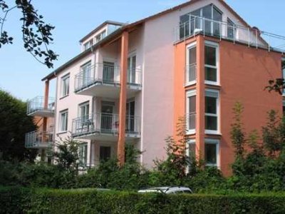 Schöne 3,5-Zimmer-Wohnung mit 2 Balkonen und 1 Carport in Schorndorf