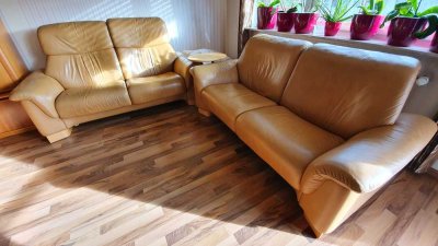 Provisionsfreie traumhafte MÖBILIERTE 4-Zimmer Wohnung mit EBK, Gartenanteil, Garage & Stellplatz