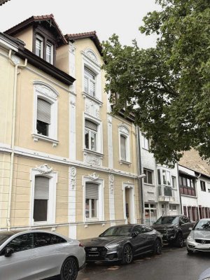 Denkmalgeschütztes Jugendstilhaus mit 3 komplett renovierten 70 m² Wohnungen in Frankenthal