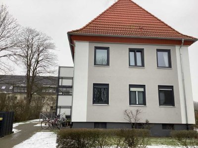 Schöne Erdgeschosswohnung mit Balkon!