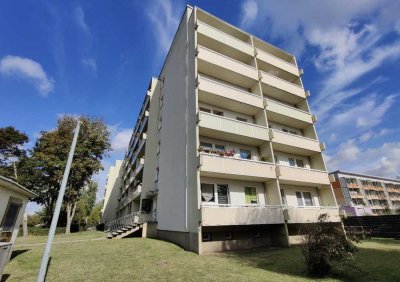 3-Zimmer-Wohnung mit Balkon & Einbauküche in renommierter Lage