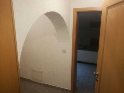 Freundliche, gepflegte 2-Zimmer-Dachgeschosswohnung zur Miete in Pforzheim