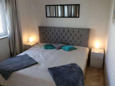 Moderne 2-Zimmer-Penthouse in Bestlage Schwabing