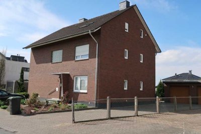 Zweifamilienhaus mit dritter Wohneinheit in Top Lage von Bünde Ennigloh!