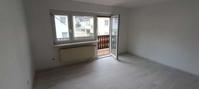 3-Zimmer-Wohnung mit Balkon und EBK in Heubach