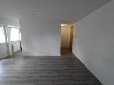+++ Vermietete 1-Zimmer-Wohnung mit Balkon und Außenstellplatz in Ludwigsburg-Eglosheim +++