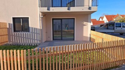 3-Zimmer Erdgeschosswohnung mit Terrasse und Garten